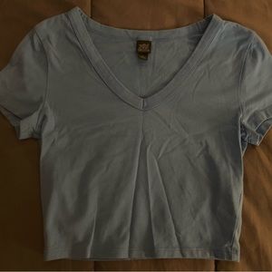 Blue cropped v-neck